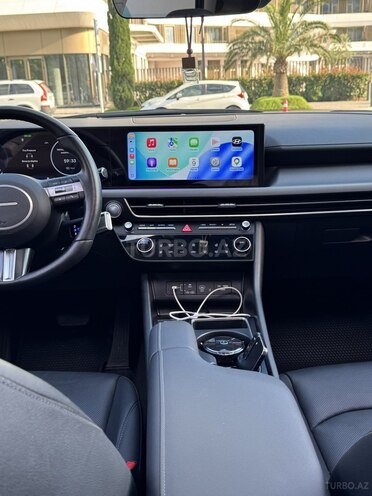 Hyundai Sonata-15