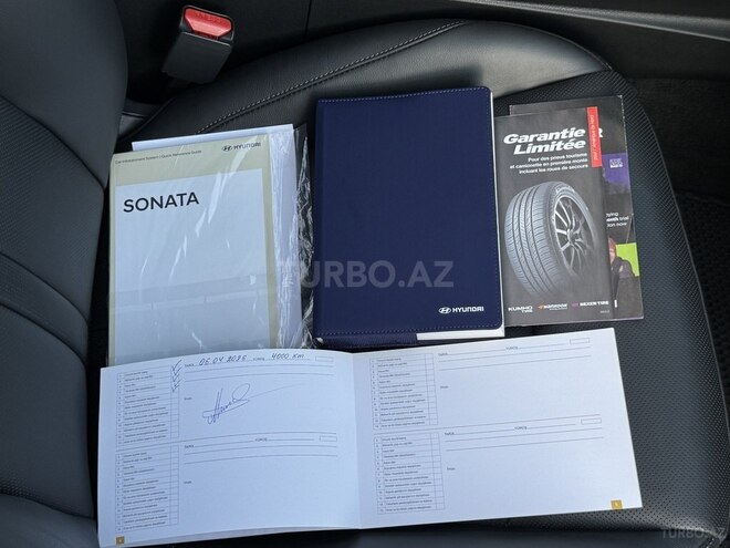 Hyundai Sonata-18