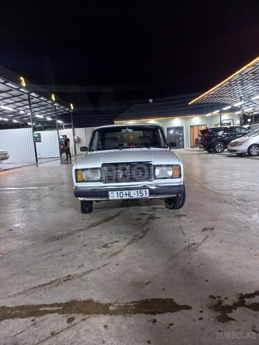 LADA (VAZ) 2107-1