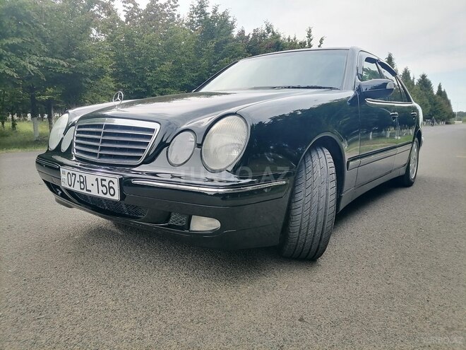Mercedes E 220-9