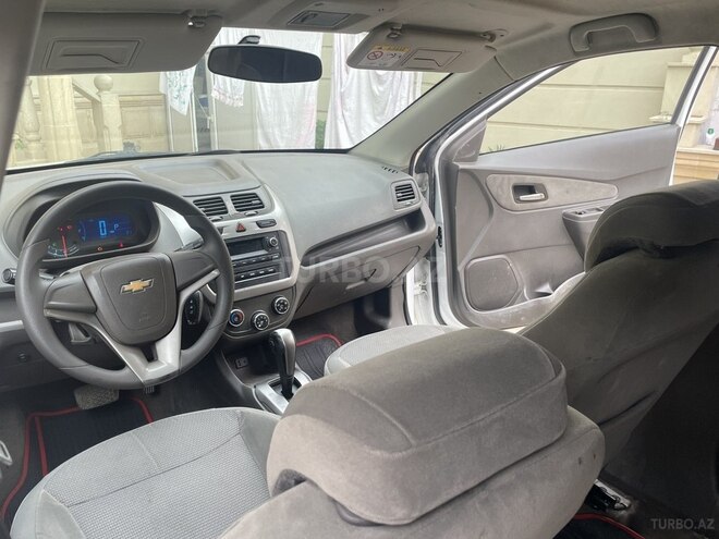 Chevrolet Cobalt-8