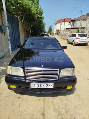 Mercedes S 300-1