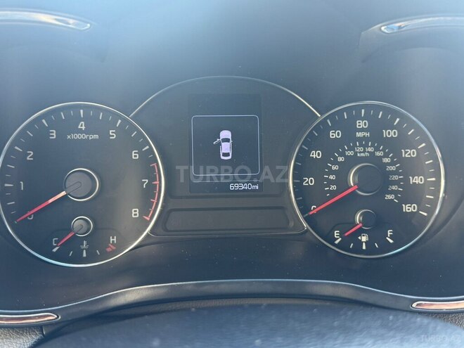 Kia Forte-13