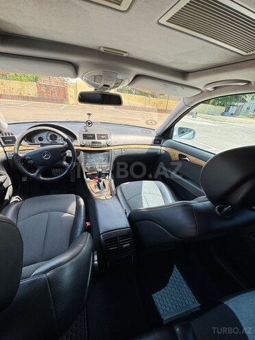 Mercedes E 220-7