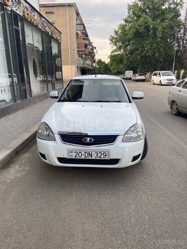 LADA (VAZ) Priora-1