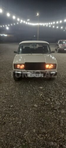 LADA (VAZ) 2107-1