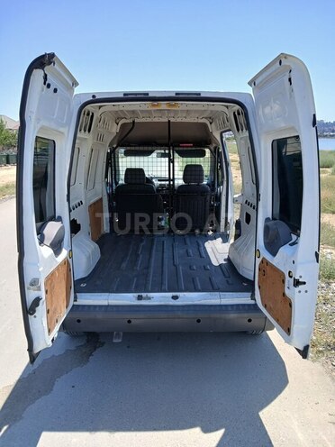 Ford Transit Connect-10