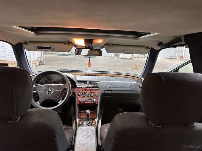 Mercedes C 200-9