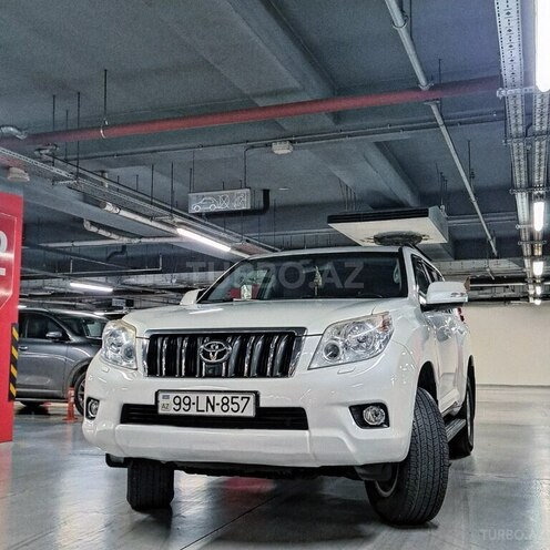 Toyota Land Cruiser Prado-5