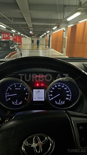 Toyota Land Cruiser Prado-6