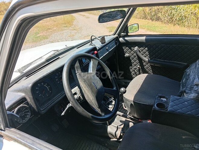 LADA (VAZ) 2107-5