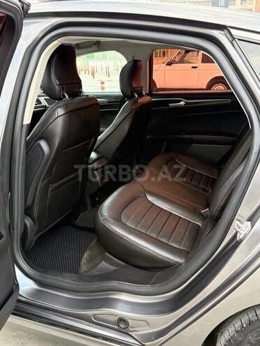 Ford Fusion (North America)-12