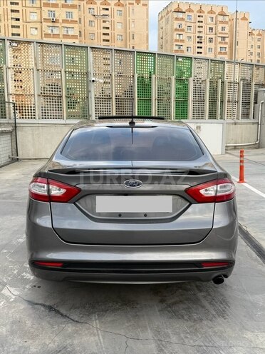 Ford Fusion (North America)-8