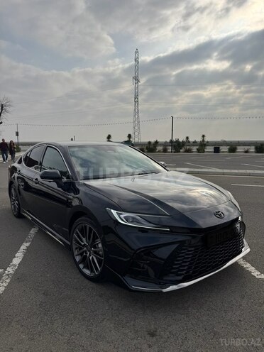 Toyota Camry-1