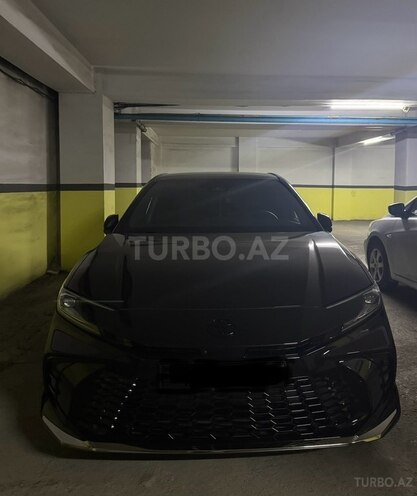 Toyota Camry-3