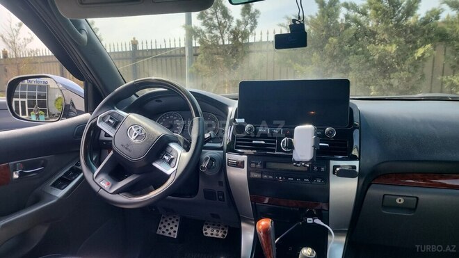 Toyota Land Cruiser Prado-9