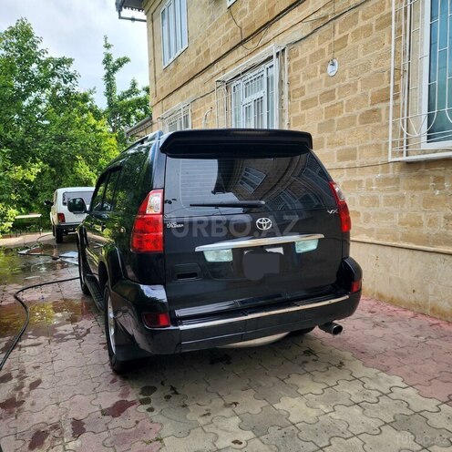 Toyota Land Cruiser Prado-6