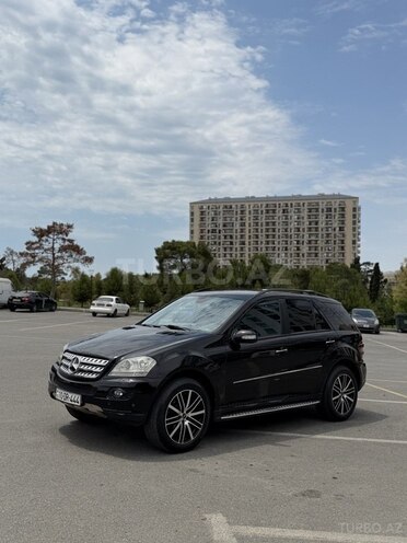 Mercedes ML 350 4MATIC-11