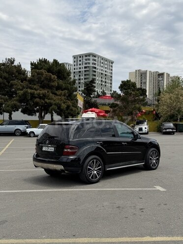 Mercedes ML 350 4MATIC-9