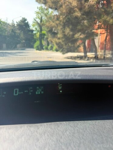 Toyota Prius-2