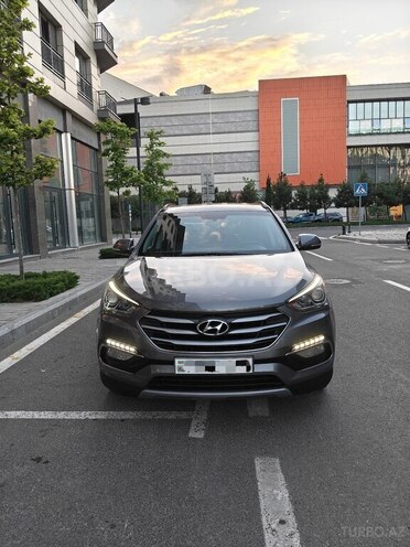 Hyundai Santa Fe-1