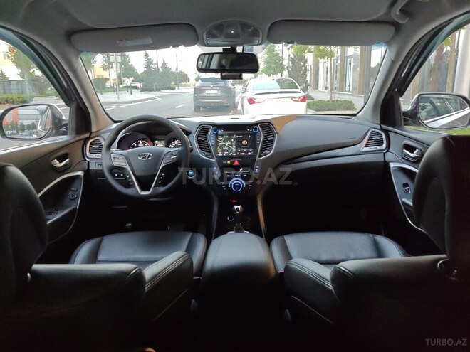 Hyundai Santa Fe-18