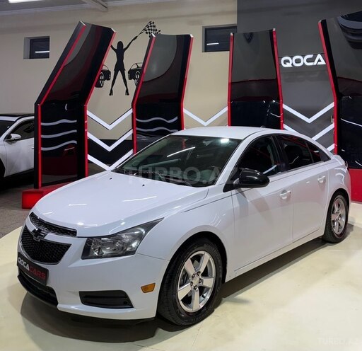 Chevrolet Cruze-1