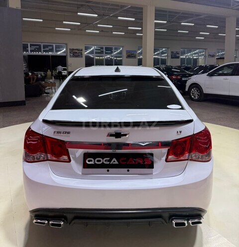 Chevrolet Cruze-9