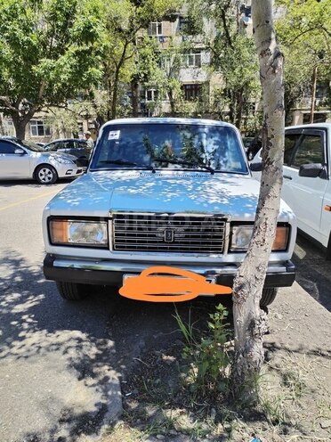 LADA (VAZ) 2107-2