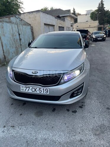 Kia Optima-4