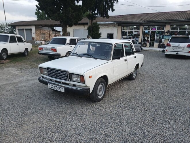 LADA (VAZ) 2107-1