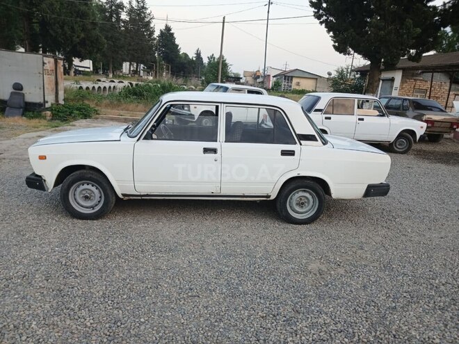 LADA (VAZ) 2107-3