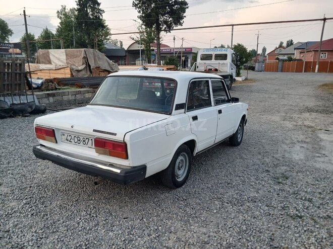 LADA (VAZ) 2107-5