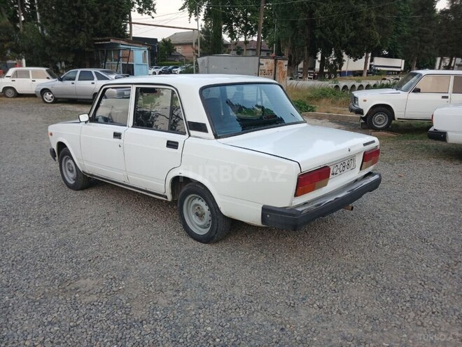 LADA (VAZ) 2107-4
