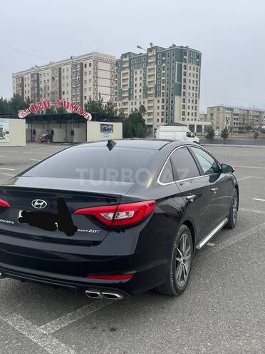 Hyundai Sonata-2
