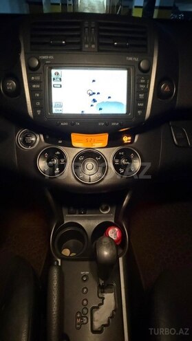 Toyota RAV4-5