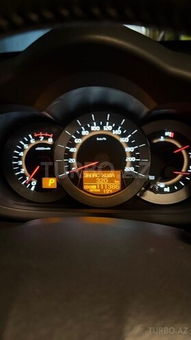 Toyota RAV4-7