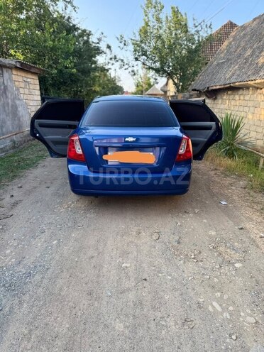 Chevrolet Lacetti-5