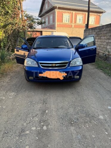 Chevrolet Lacetti-1