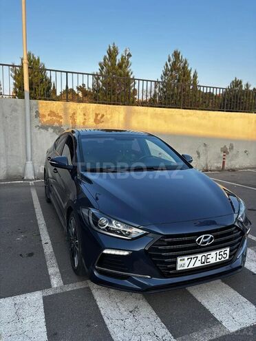 Hyundai Avante-1