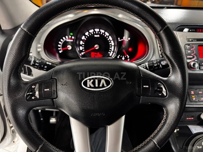 Kia Sportage-13
