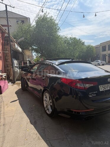 Kia Optima-3