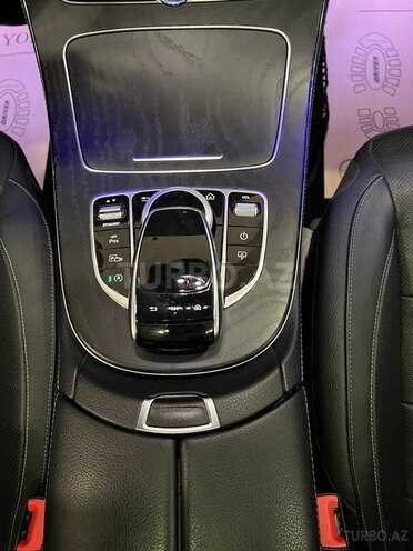 Mercedes E 350-13