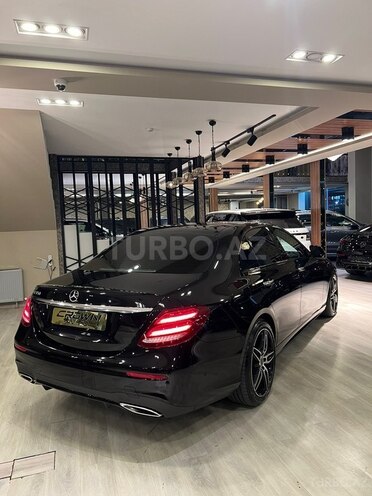 Mercedes E 350-7