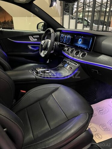Mercedes E 350-10