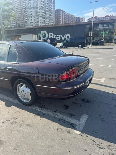 Chevrolet Lumina-8