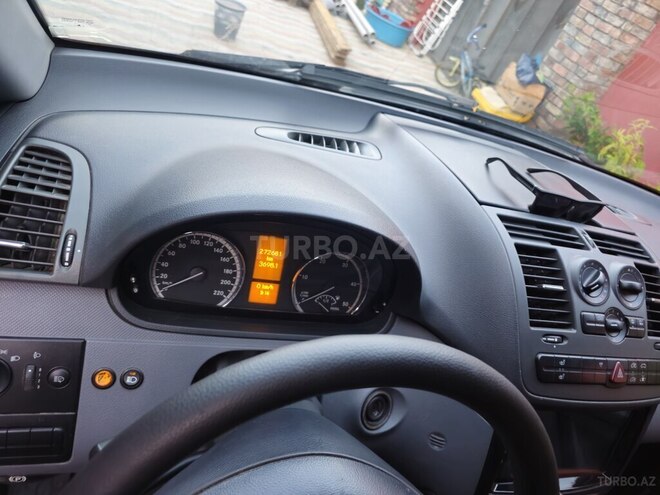 Mercedes Vito-10