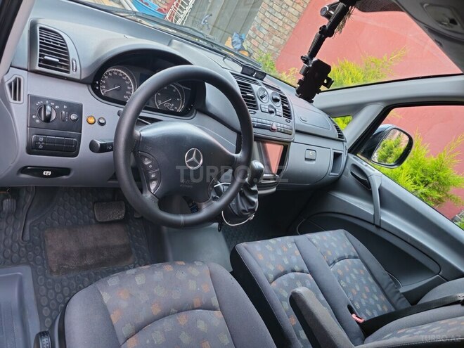 Mercedes Vito-12