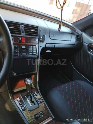 Mercedes C 220-7