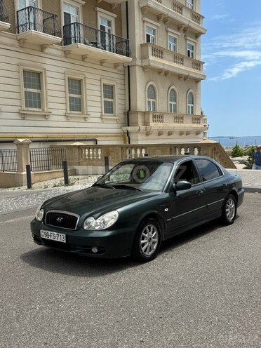 Hyundai Sonata-2